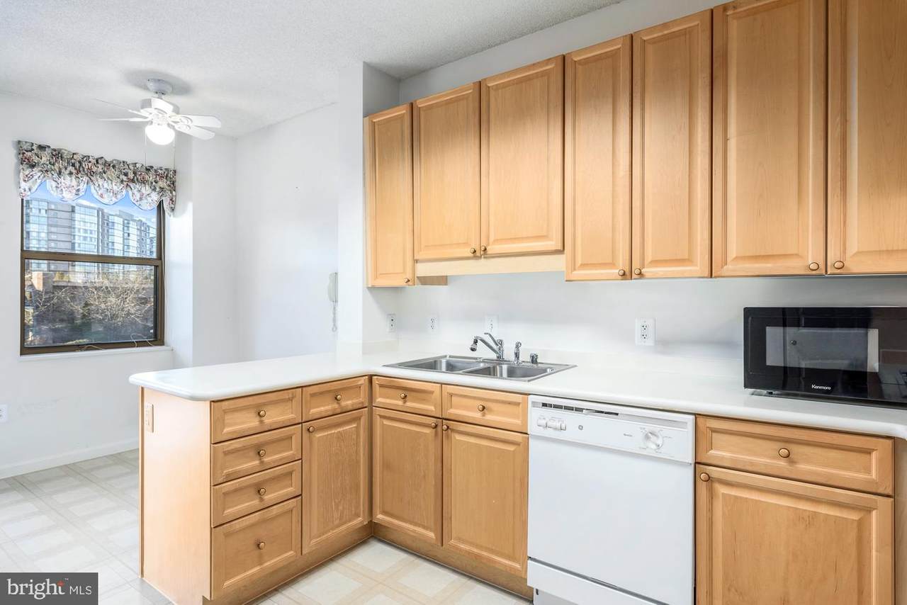 19370 Magnolia Grove Square - Photo 1