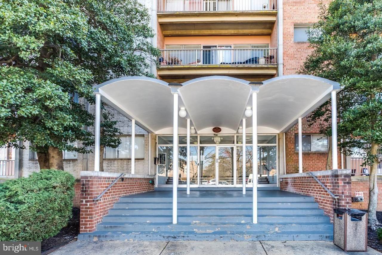 401 Armistead Street - Photo 1