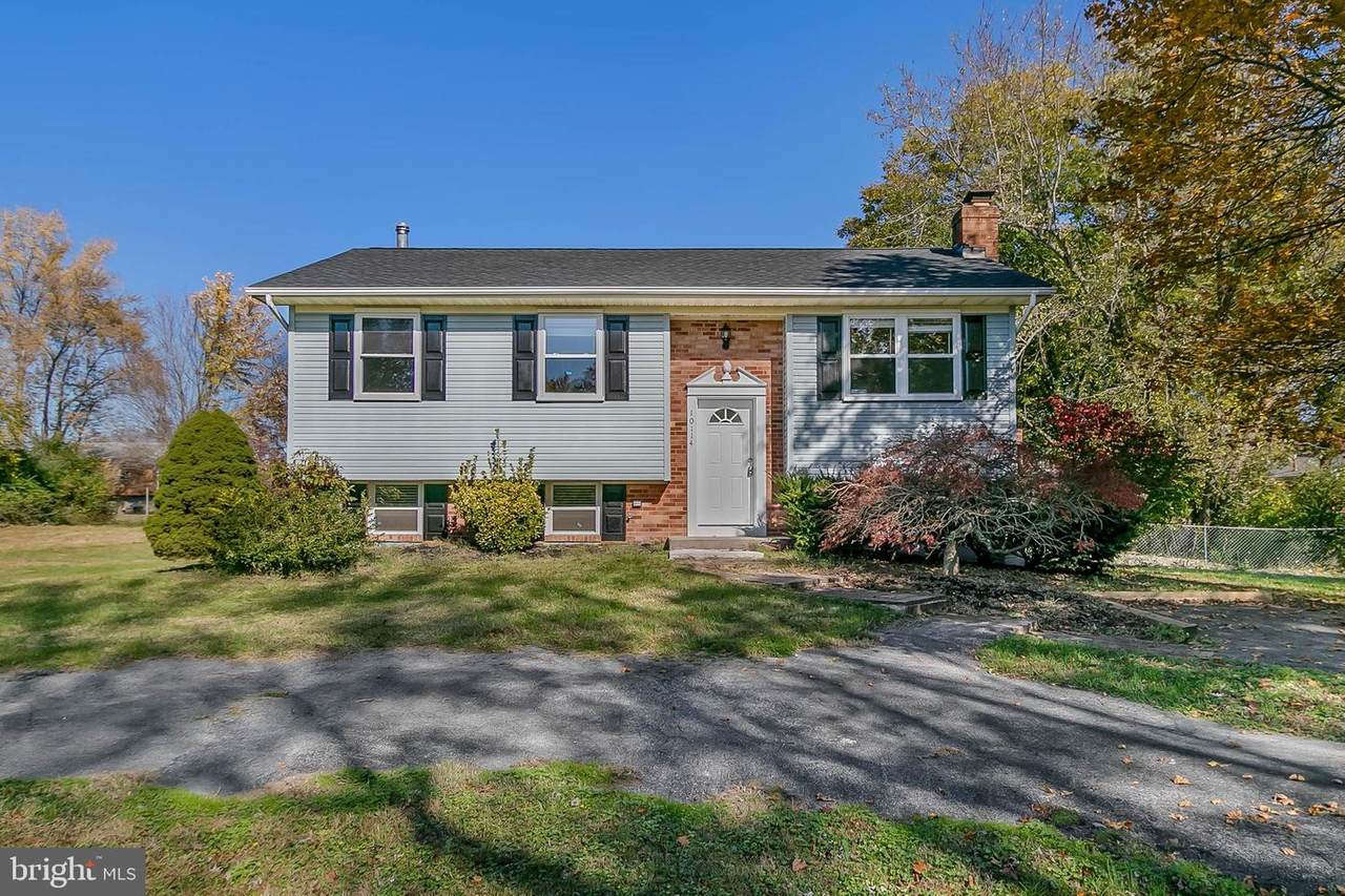 10114 Bruns Avenue - Photo 1