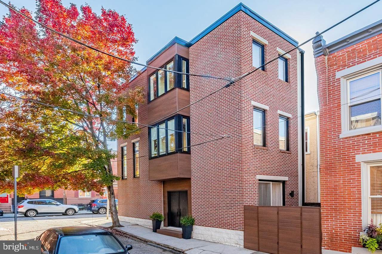 816 Pennock Street - Photo 1