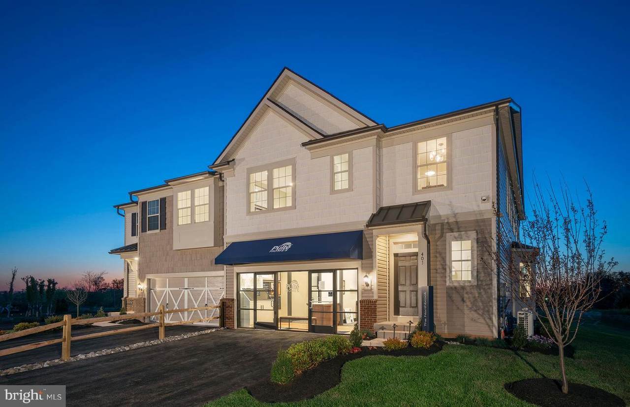 401 Sanctuary Court - Photo 1