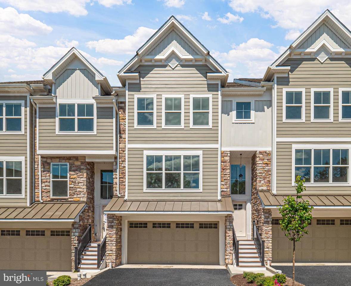 25 New Countryside Drive - Photo 1