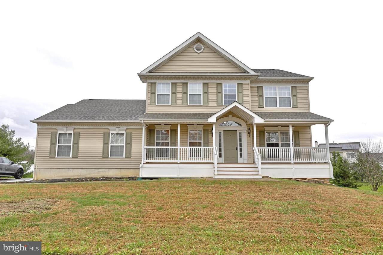 3 Monarch Drive - Photo 1