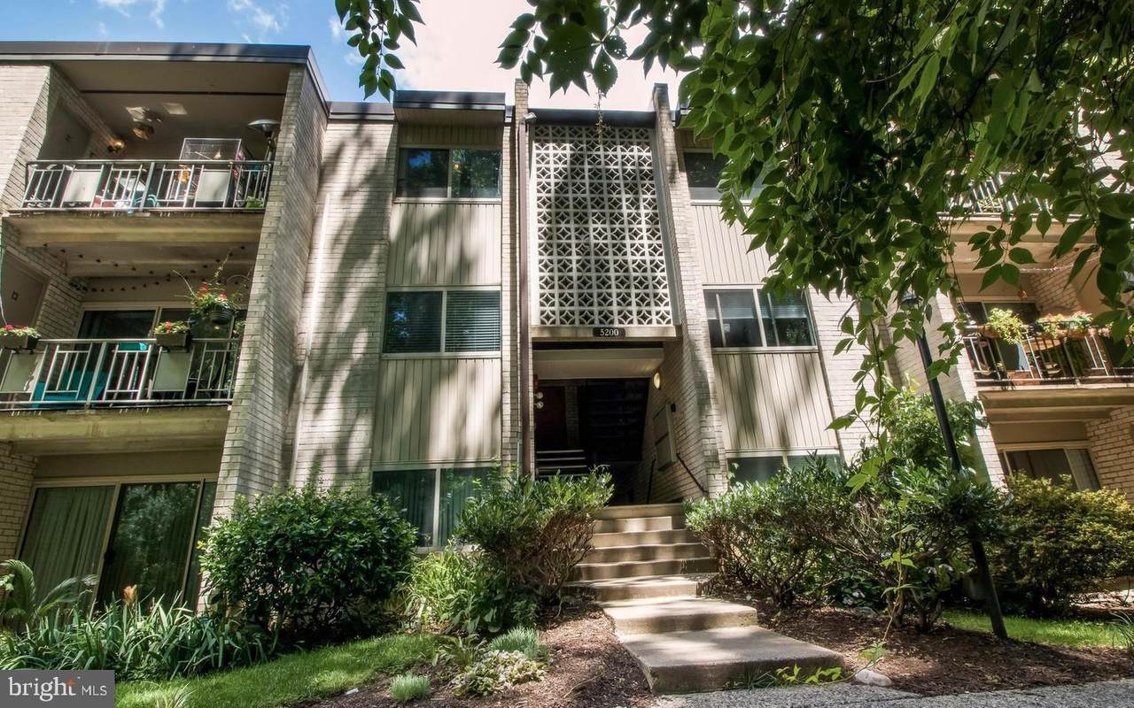 5200 Crossfield Court - Photo 1