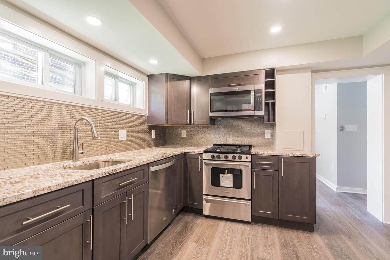 705 Quackenbos Street - Photo 1