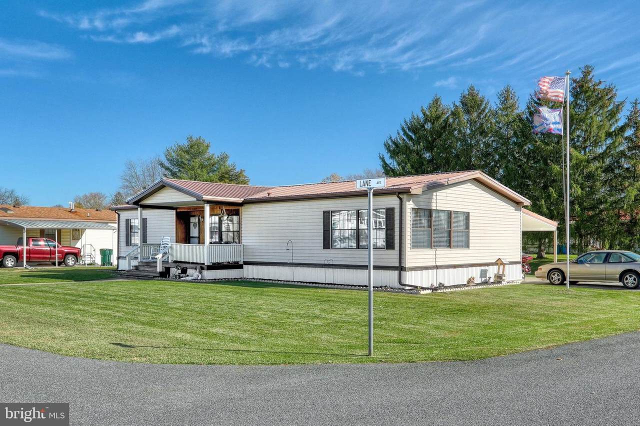 258 Lane Avenue - Photo 1