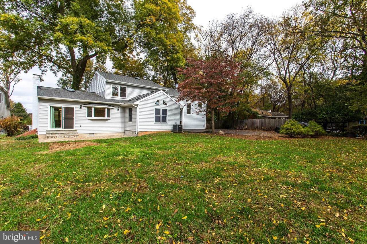 9713 Clarks Crossing Road - Photo 1