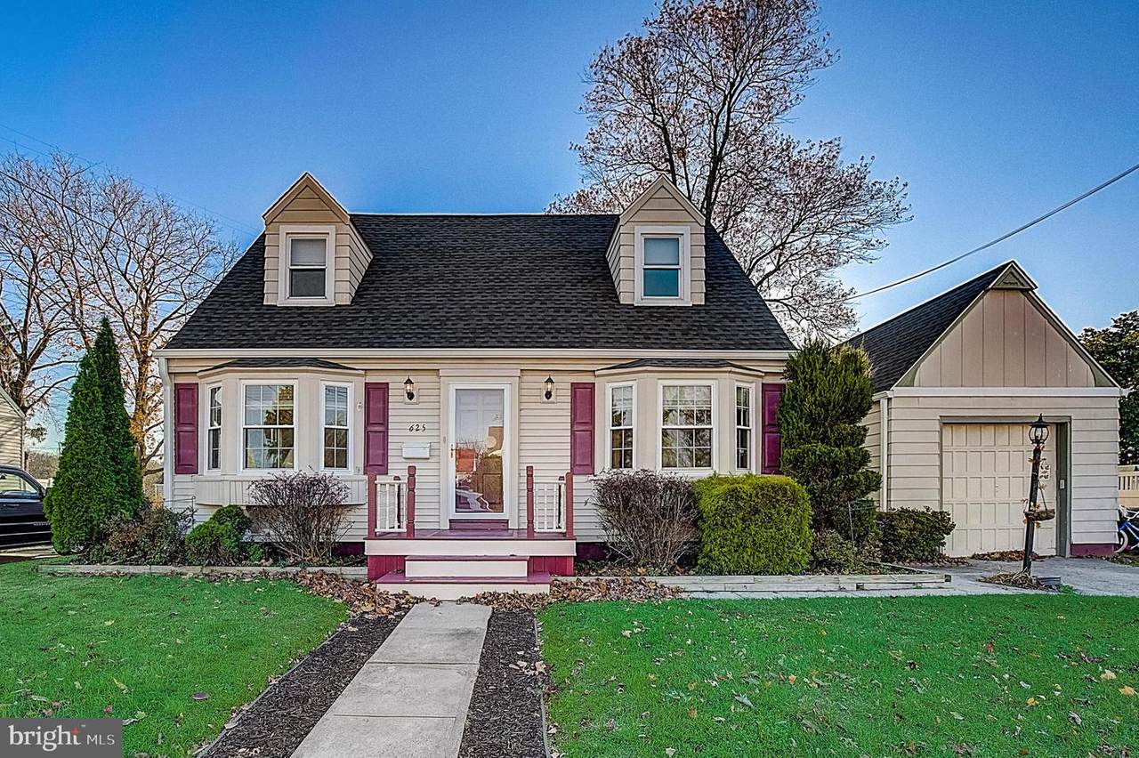 625 Mcclellan Avenue - Photo 1
