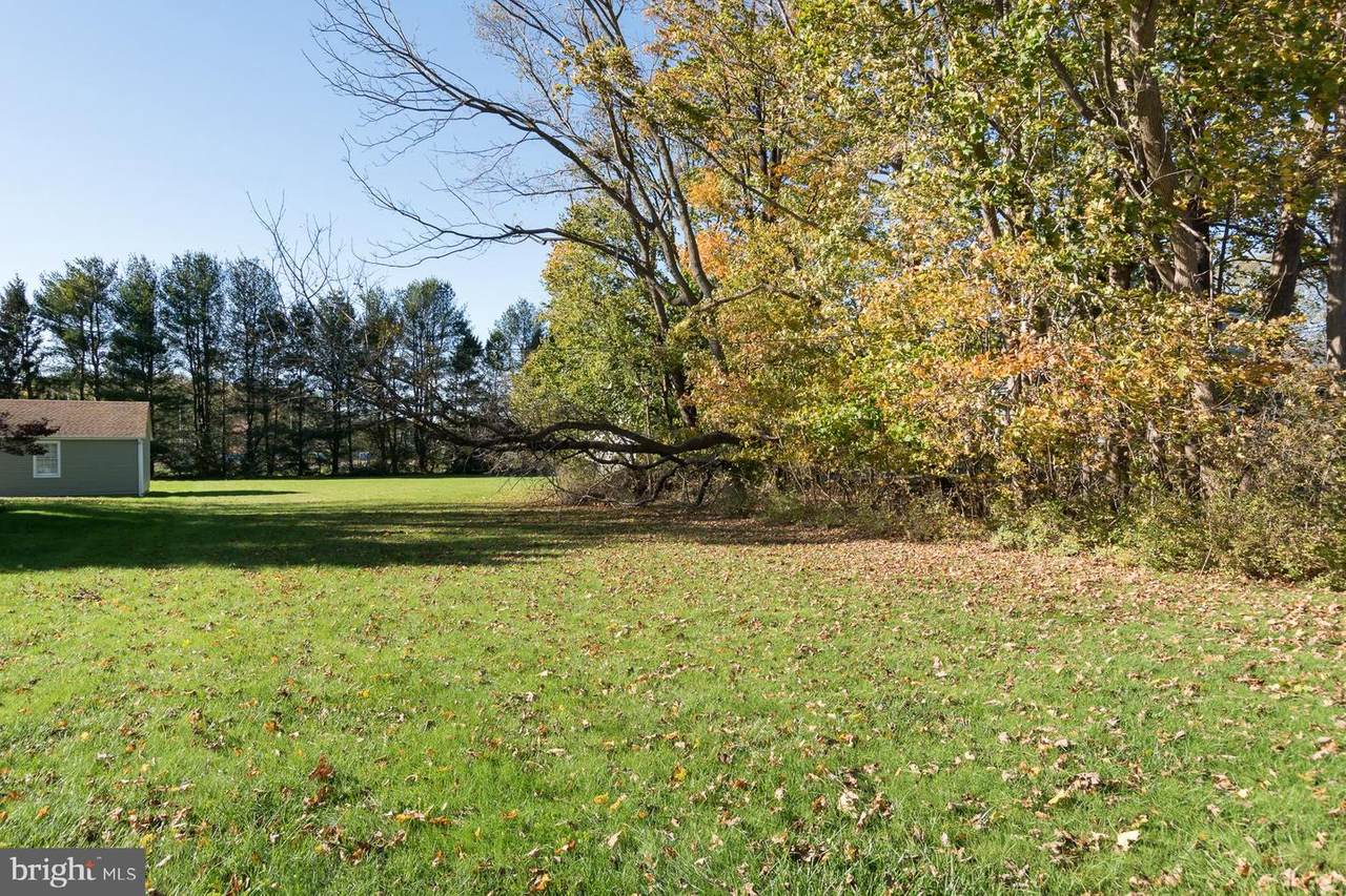 640 Old York Road - Photo 1