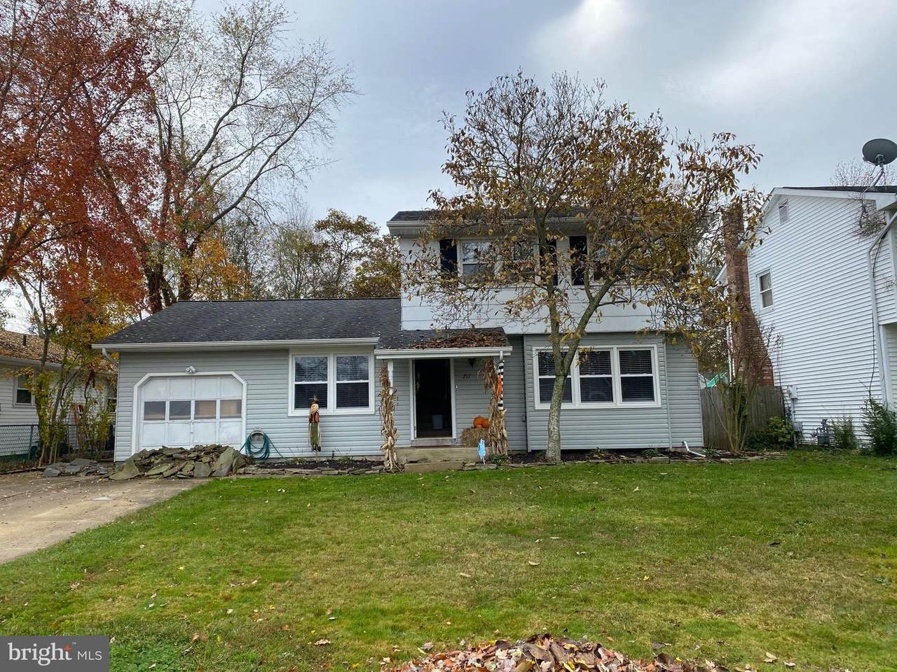 217 Twin Lakes Boulevard - Photo 1
