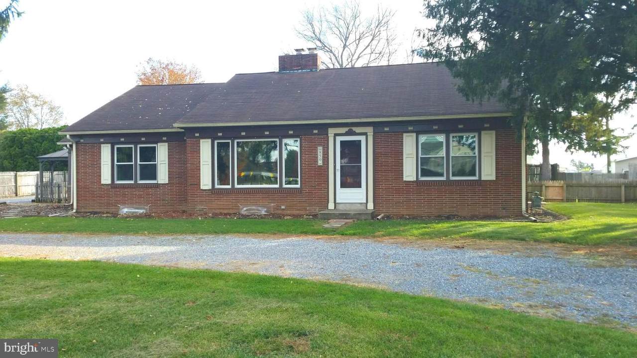 850 Main Street - Photo 1