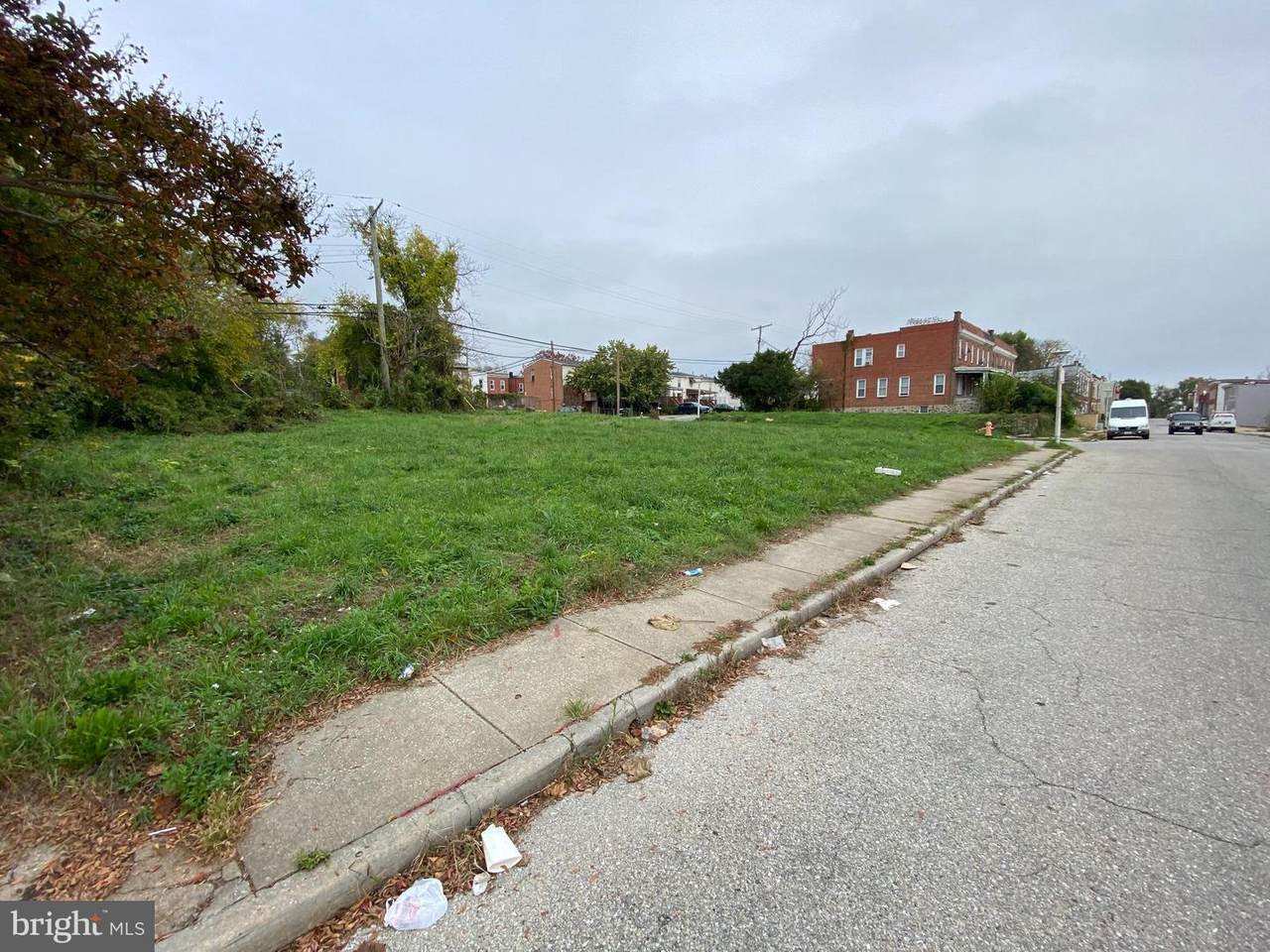 1634 Carswell Street - Photo 1
