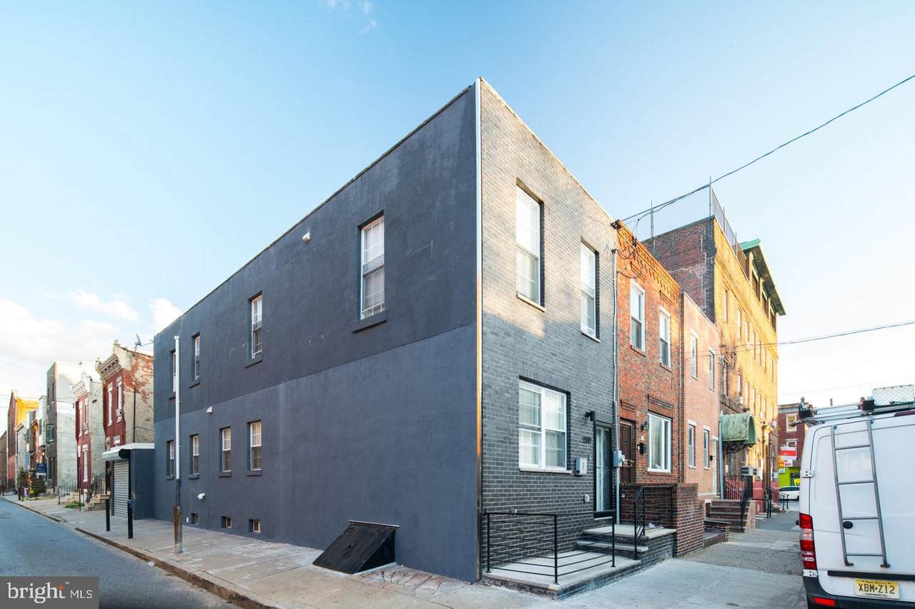 2019 8TH Street - Photo 1