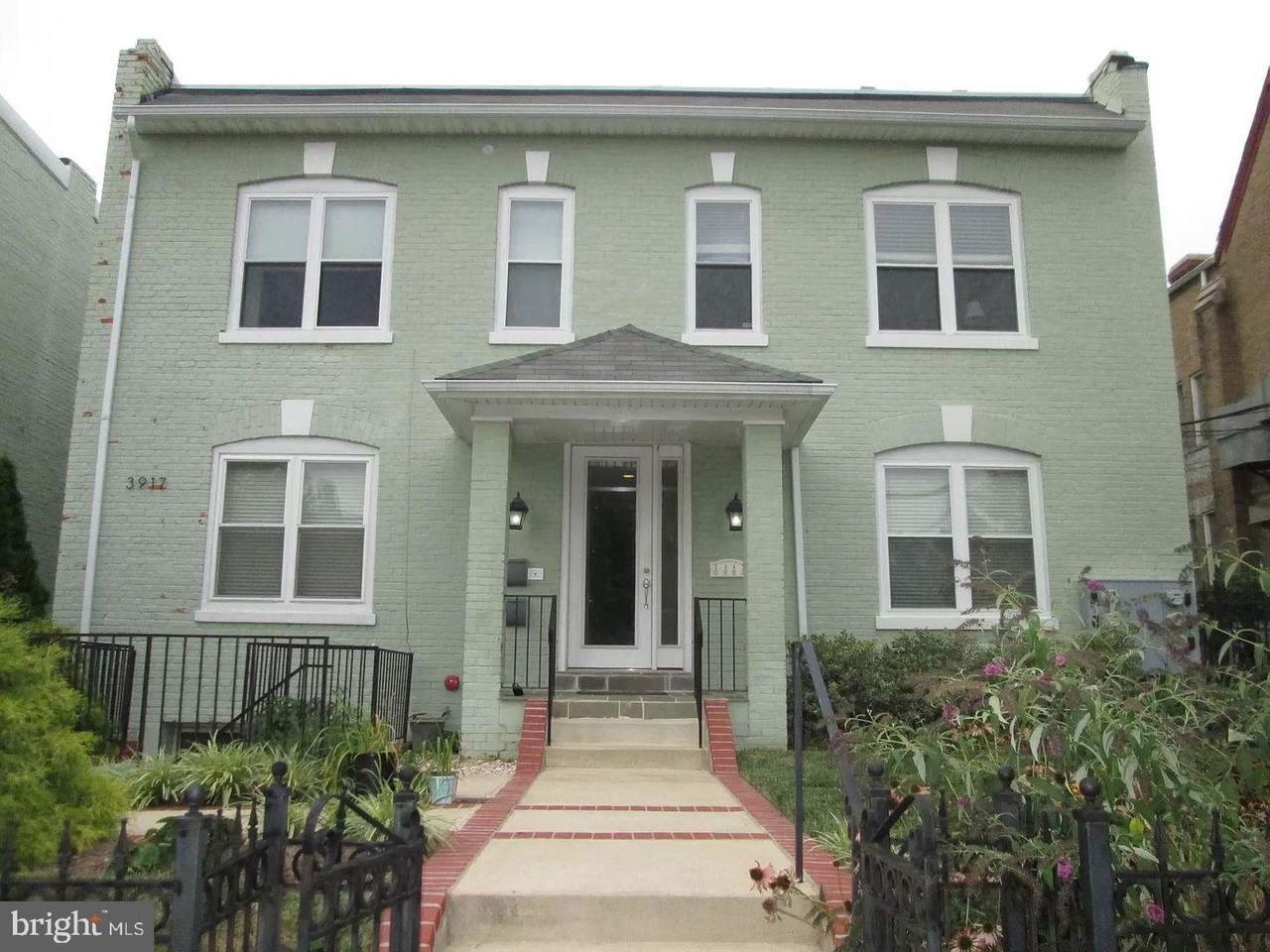 3917 7TH Street - Photo 1