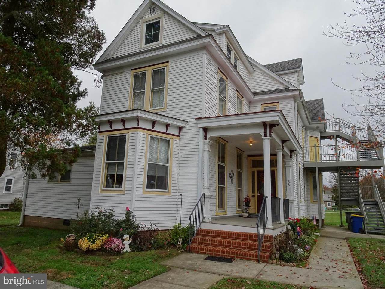 200 Jefferson Street - Photo 1