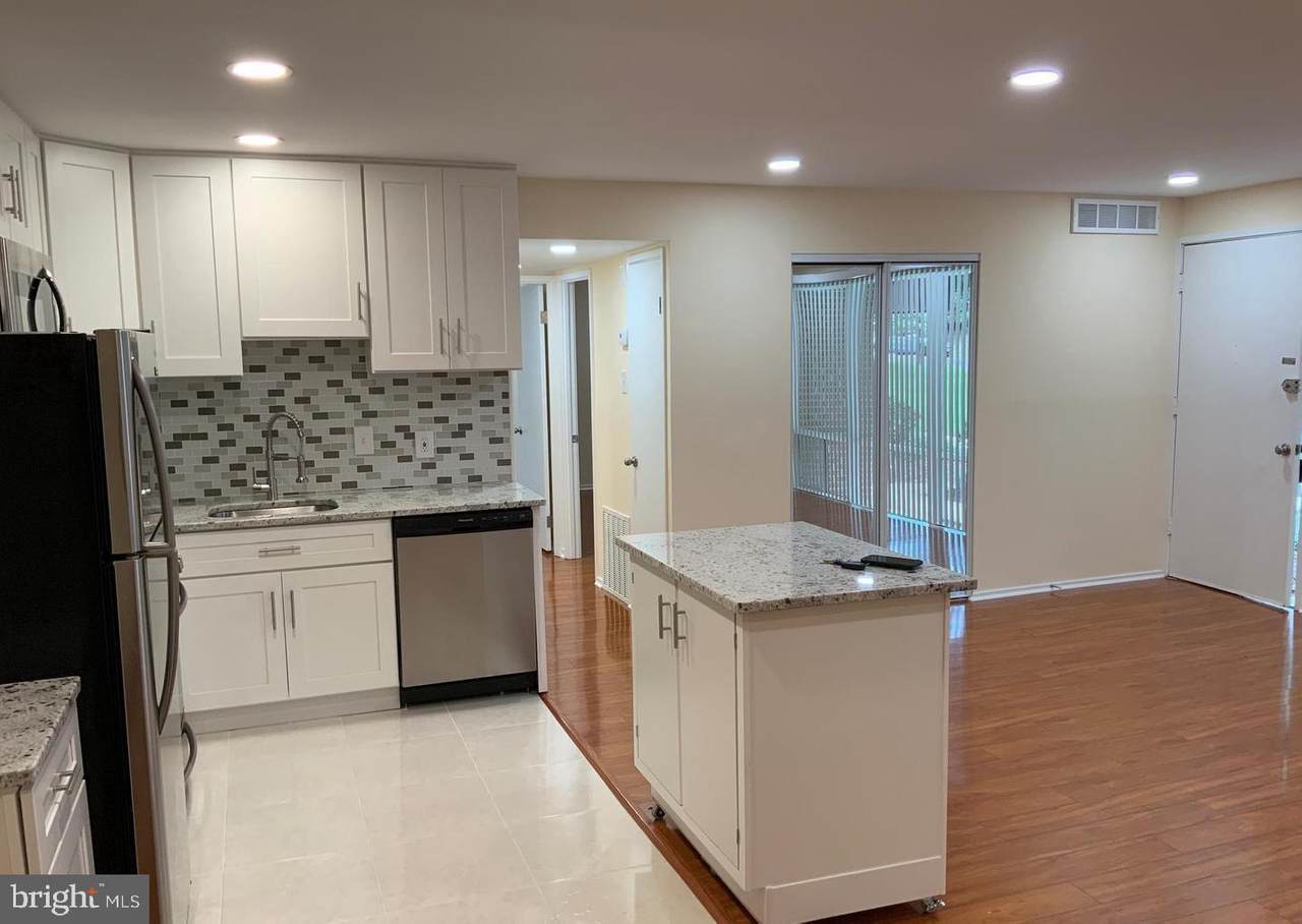 170 Talbott Street - Photo 1