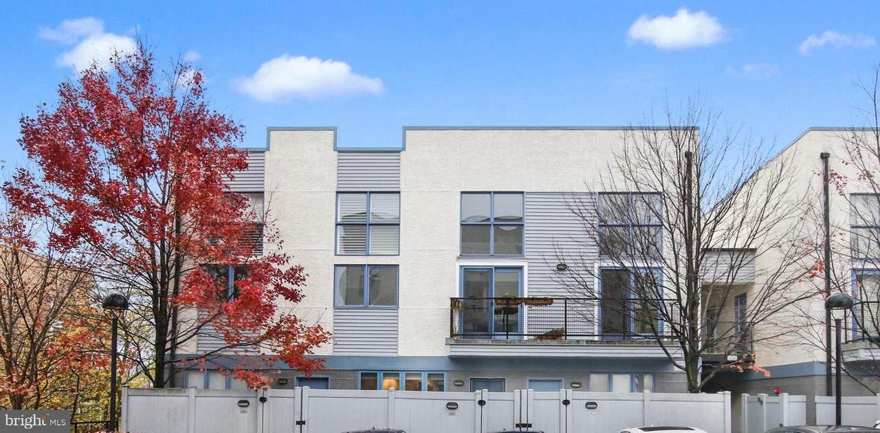 182 Gay Street - Photo 1