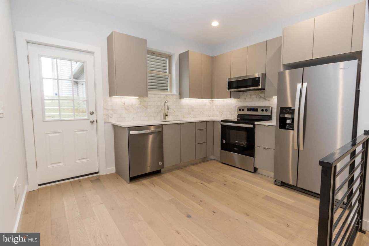 2405 Harold Street - Photo 1