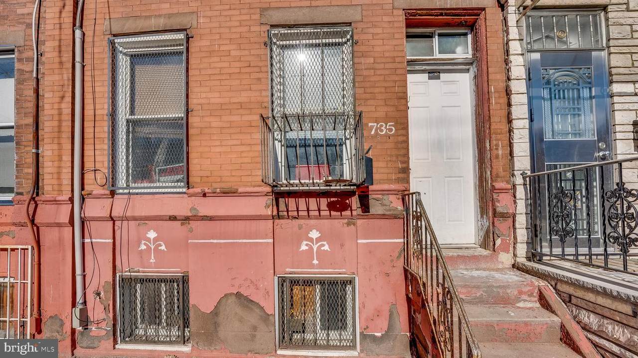 735 Jackson Street - Photo 1