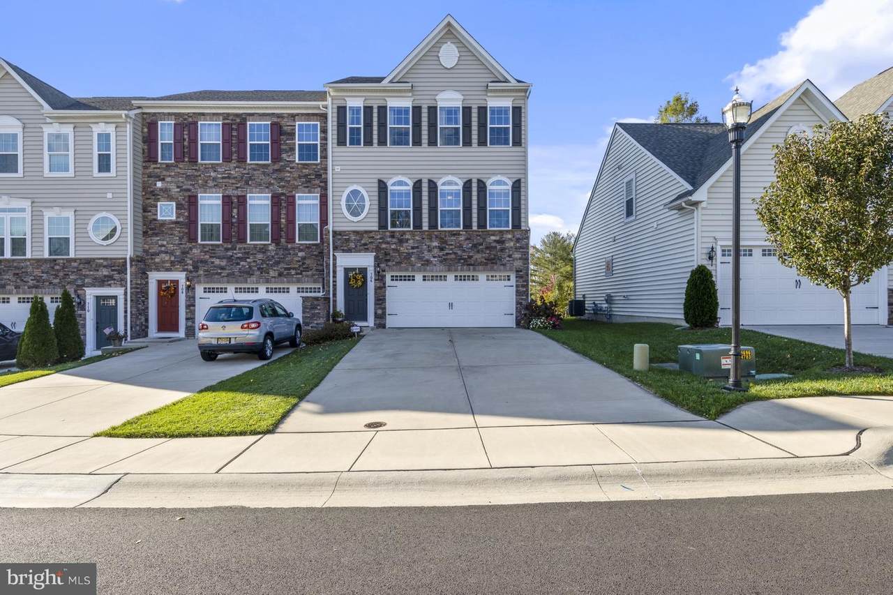 706 Stonehouse Way - Photo 1