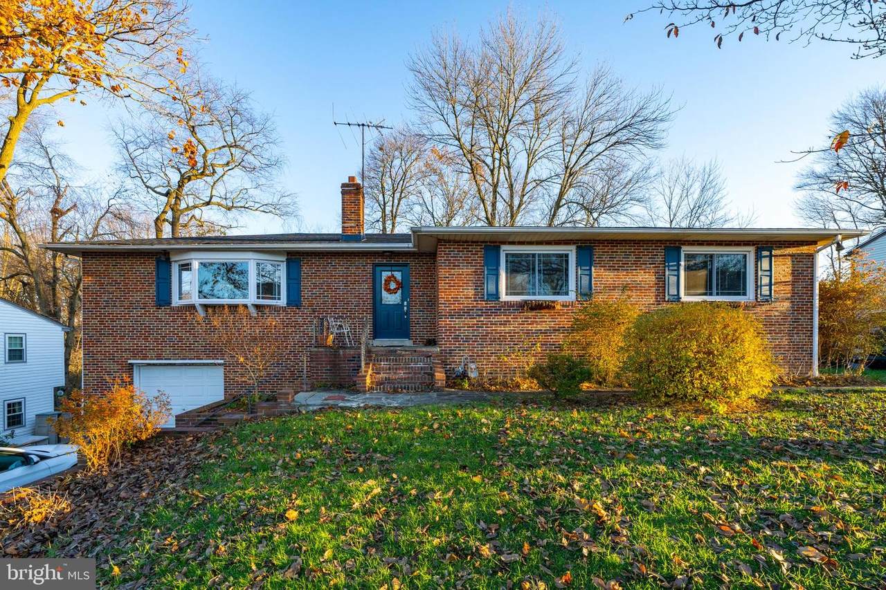 123 Meadowbrook Lane - Photo 1