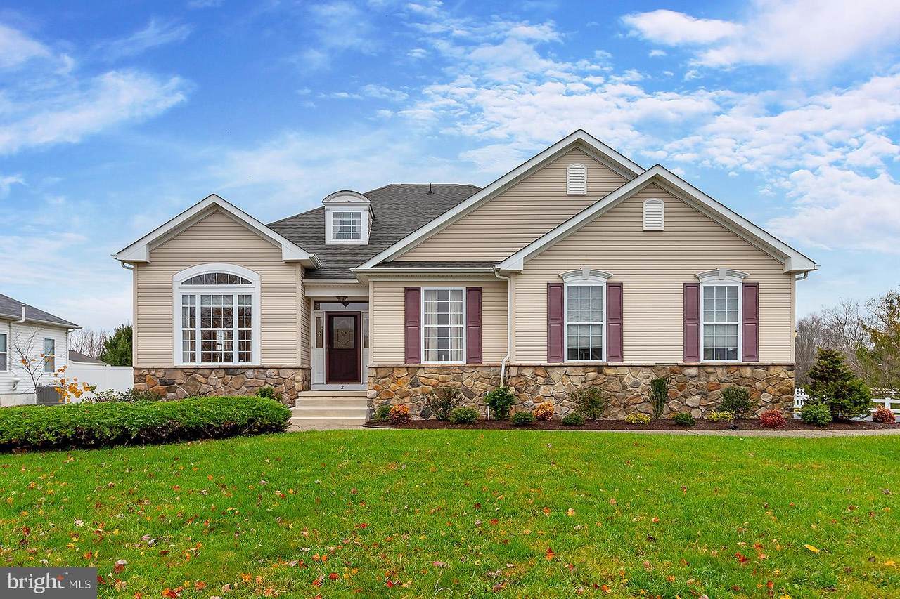 2 Thornwood Drive - Photo 1