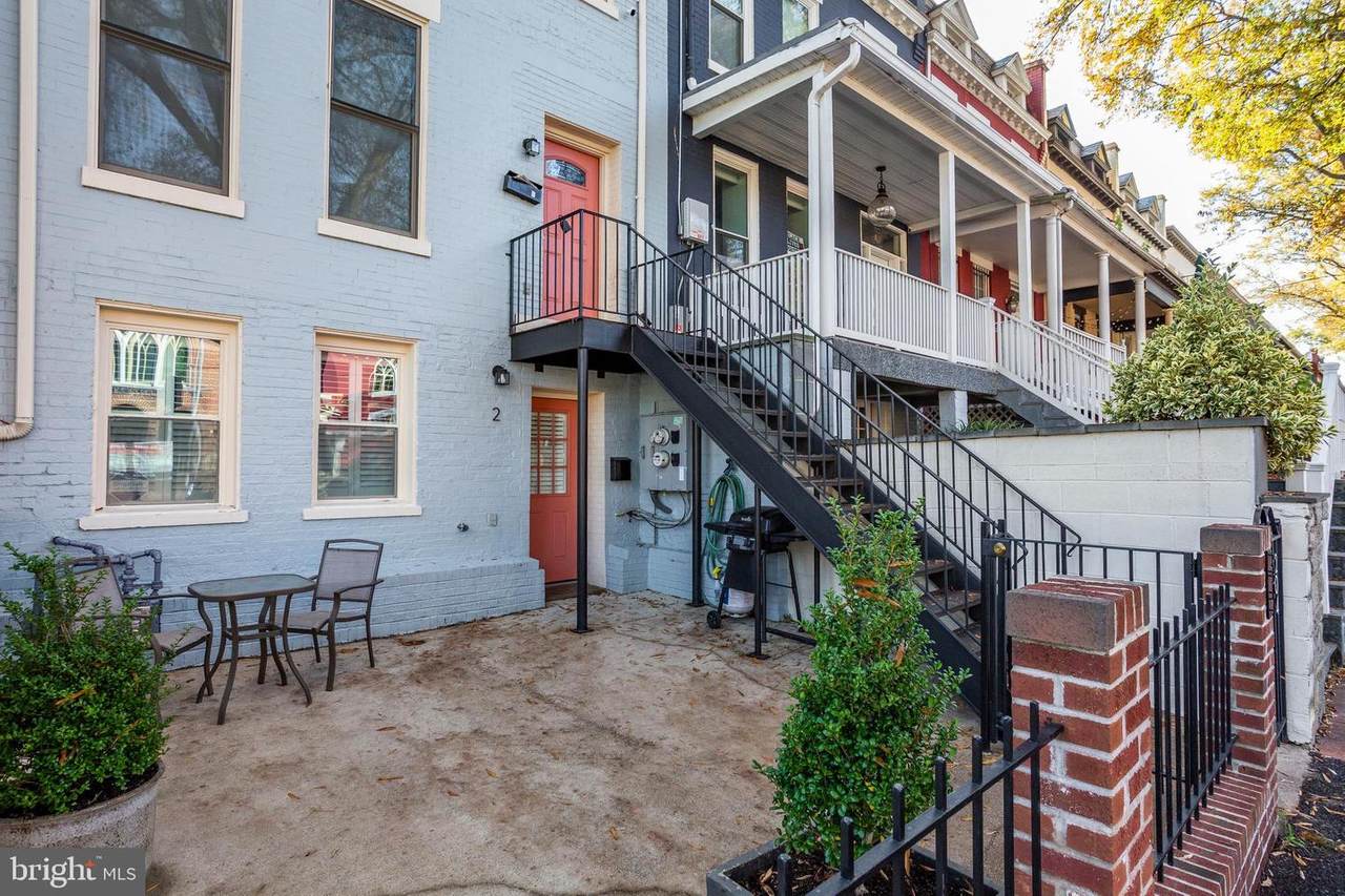 204 Rhode Island Avenue - Photo 1