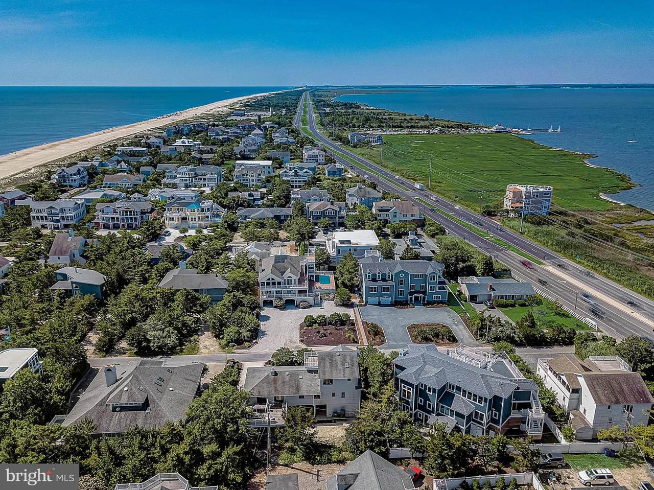 39 Beach Avenue - Photo 1