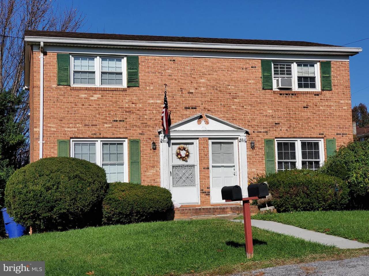 611-A&B 13TH - Photo 1