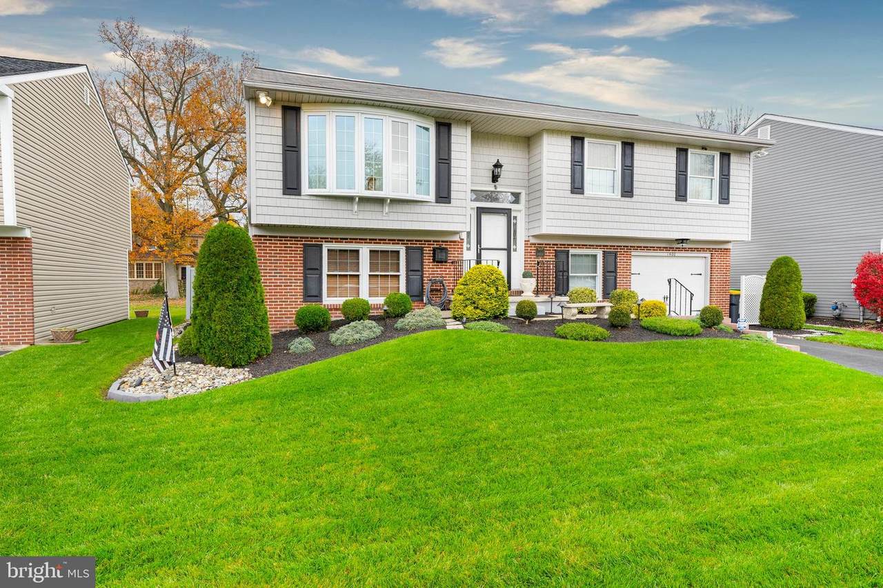 1400 Lincoln Avenue - Photo 1