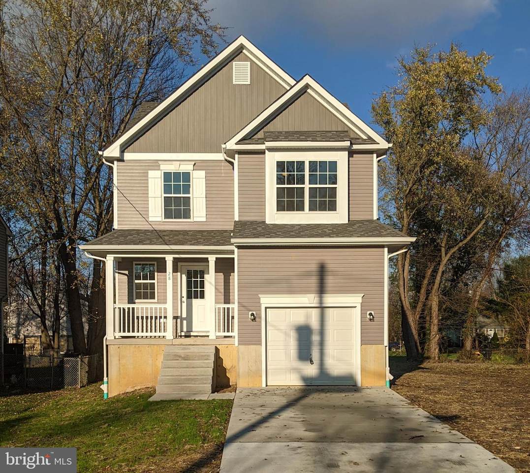 28 Clinton Street - Photo 1