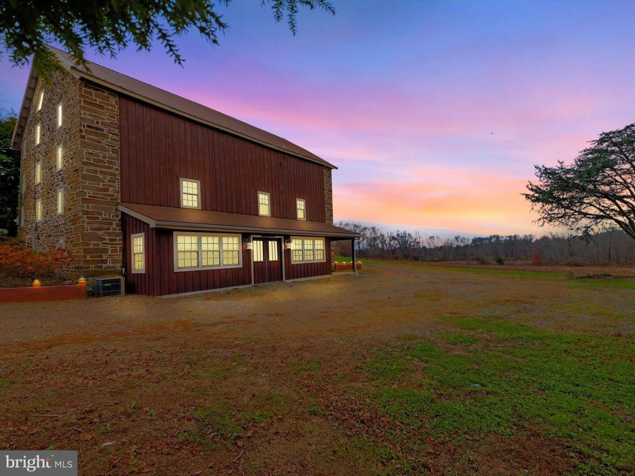 2588 Geryville Pike - Photo 1