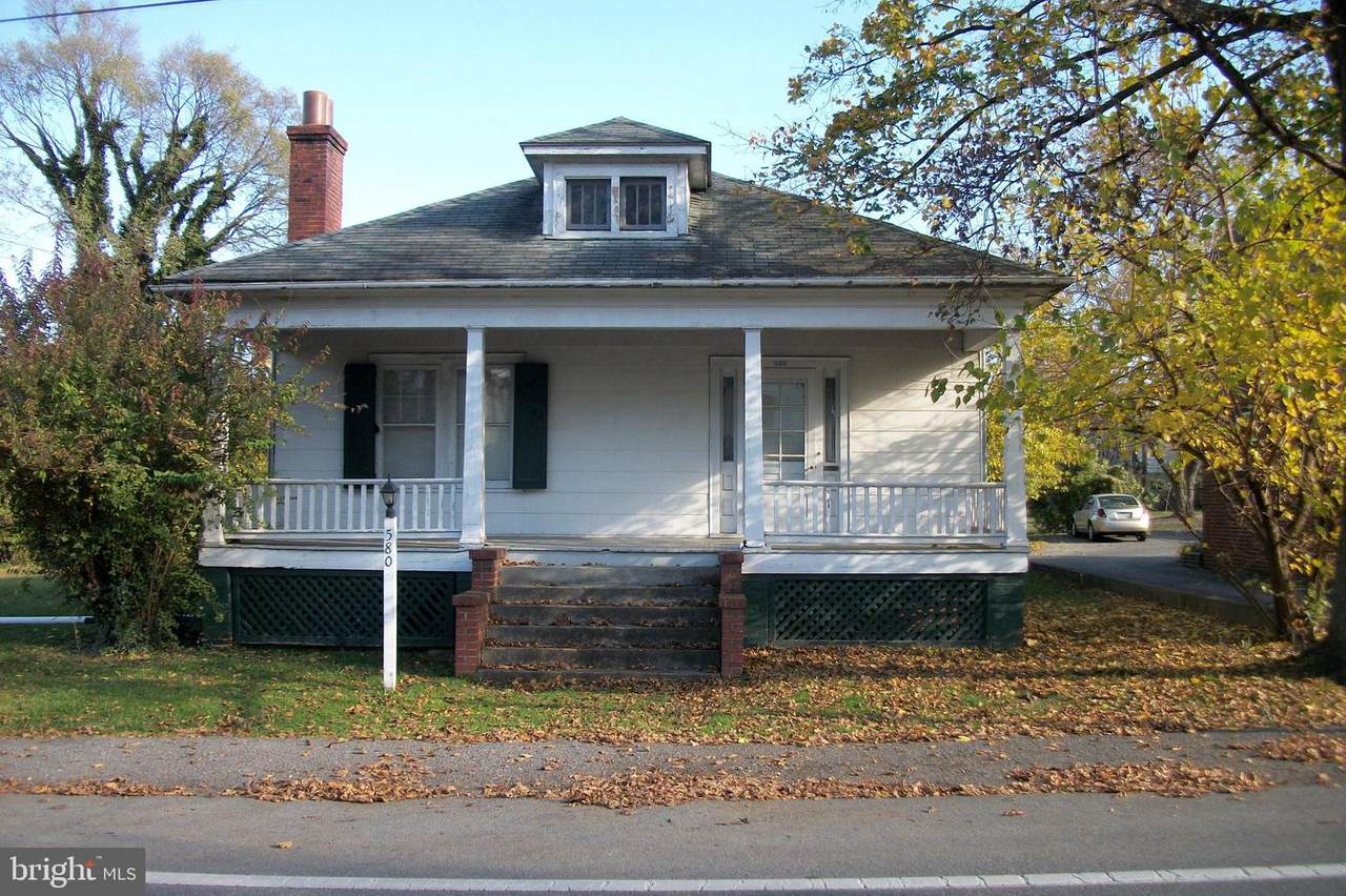 580 Braddock Street - Photo 1
