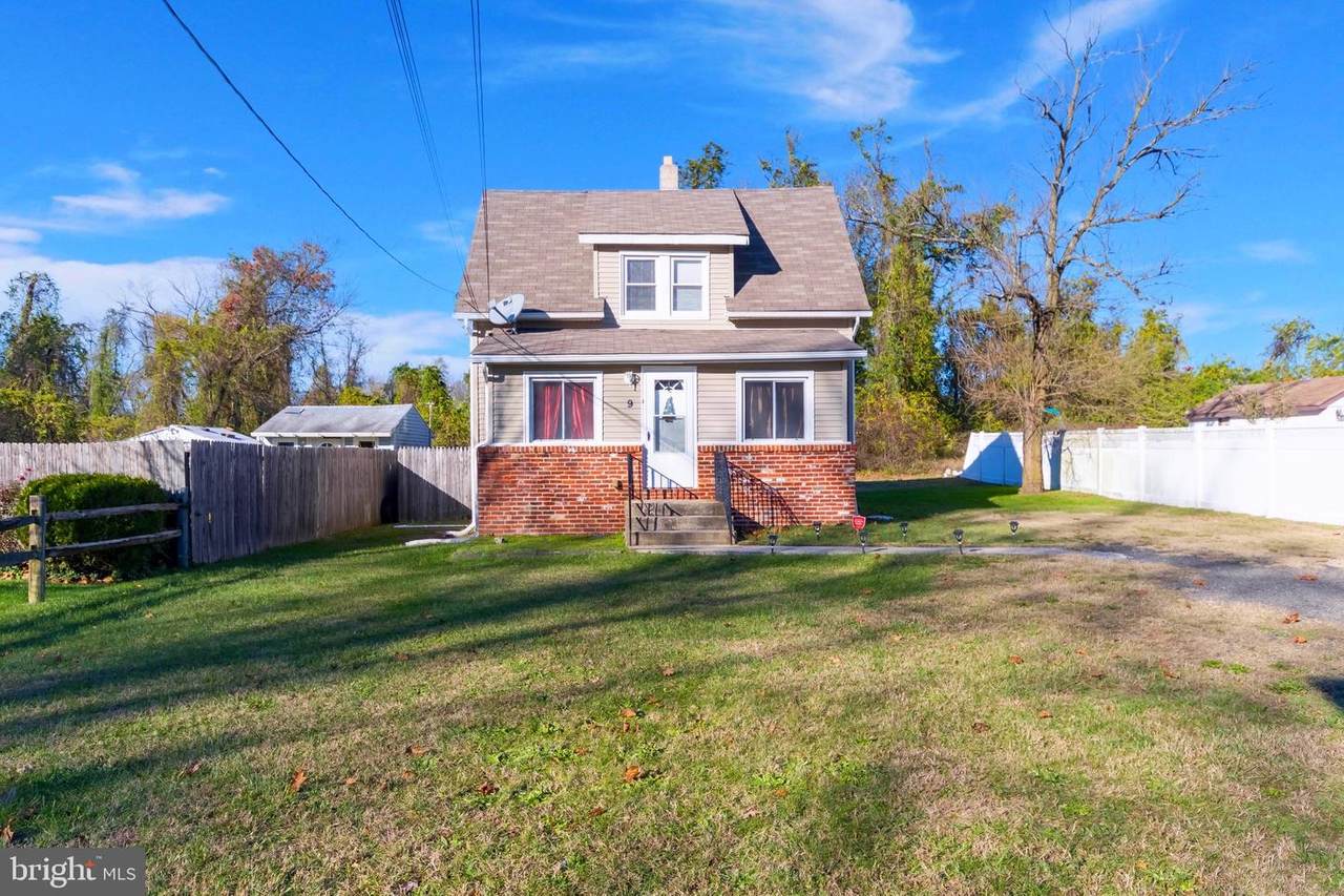 9 Fleming Avenue - Photo 1