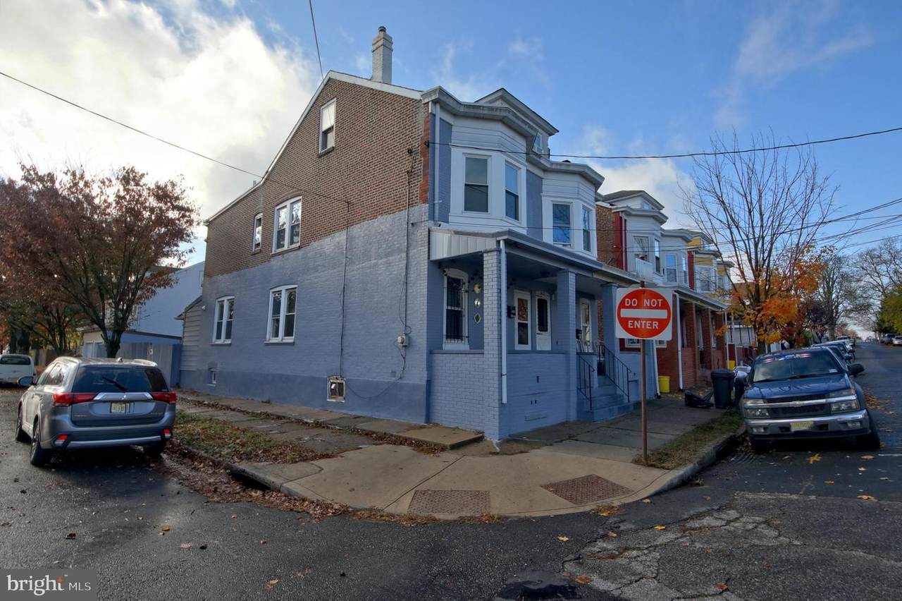 601 Pine Street - Photo 1