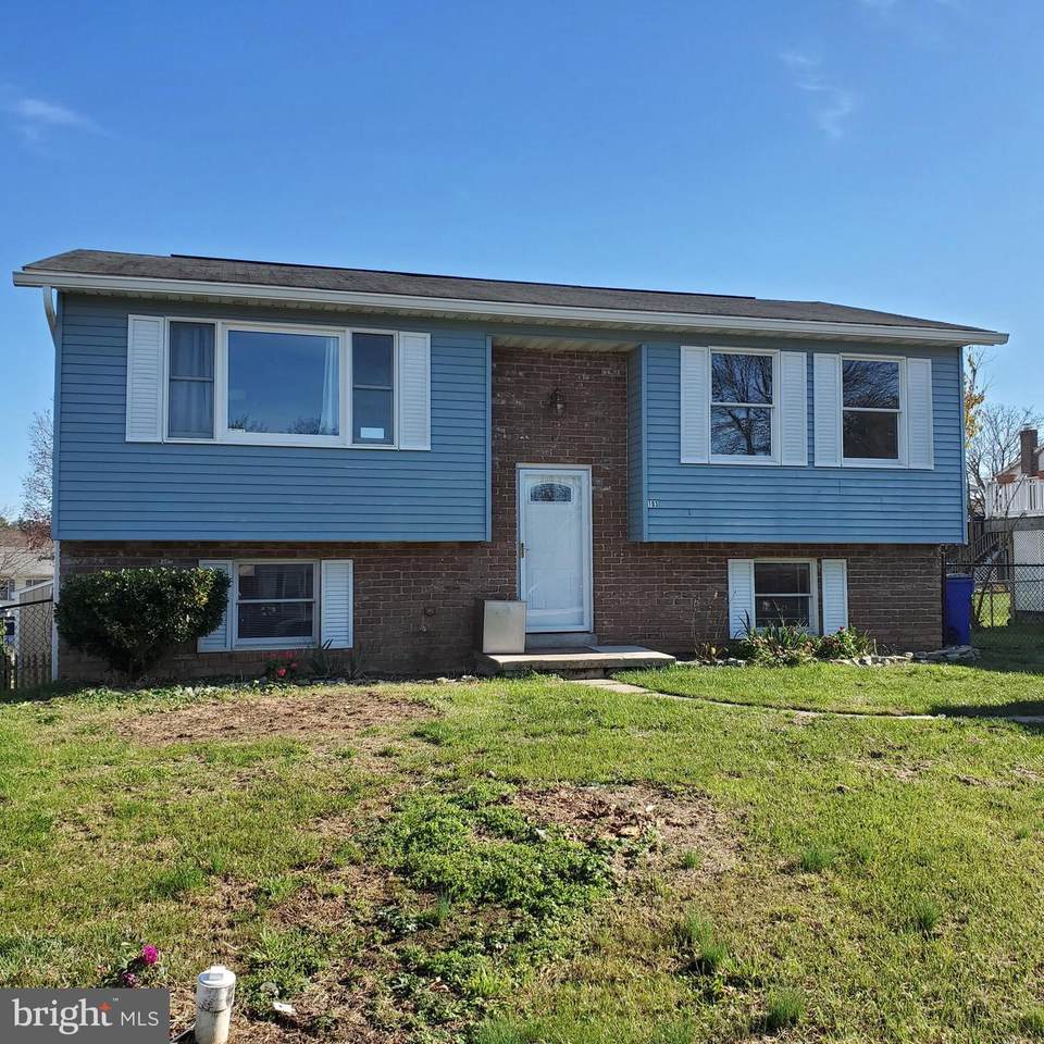 103 West Road - Photo 1