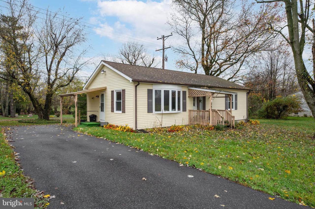282 Woodstown-Daretown Road - Photo 1