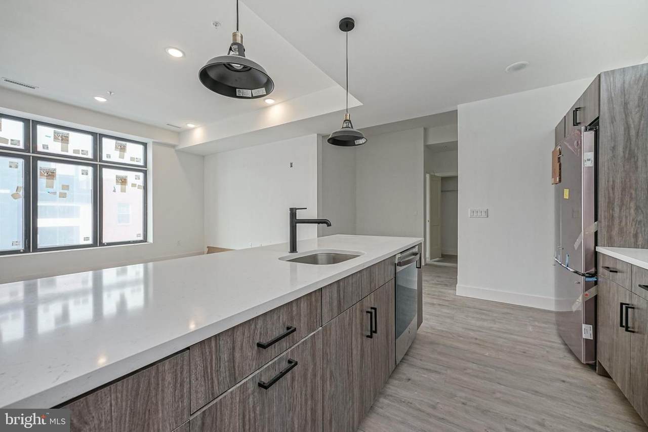 845 15TH Street - Photo 1