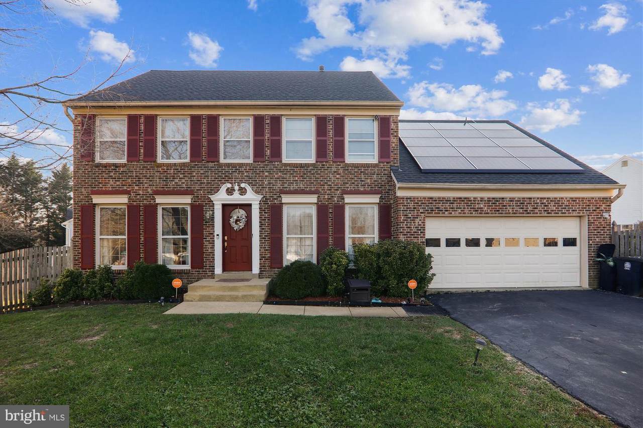 10221 Arethusa Lane - Photo 1