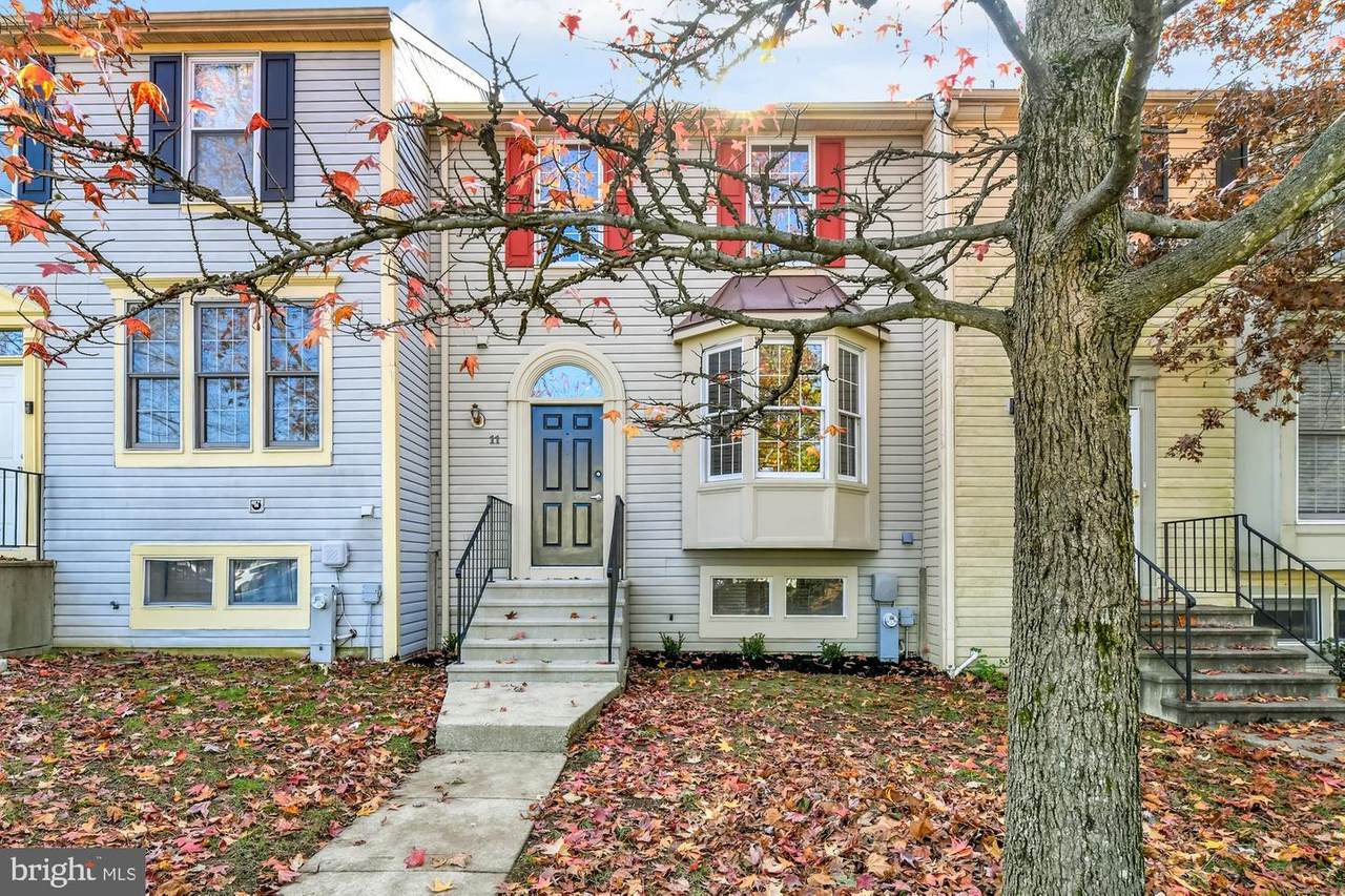 11 Rocky Brook Court - Photo 1