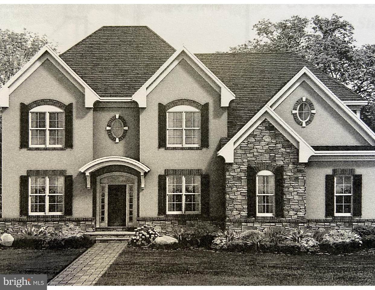 8 Garibaldi Drive - Photo 1