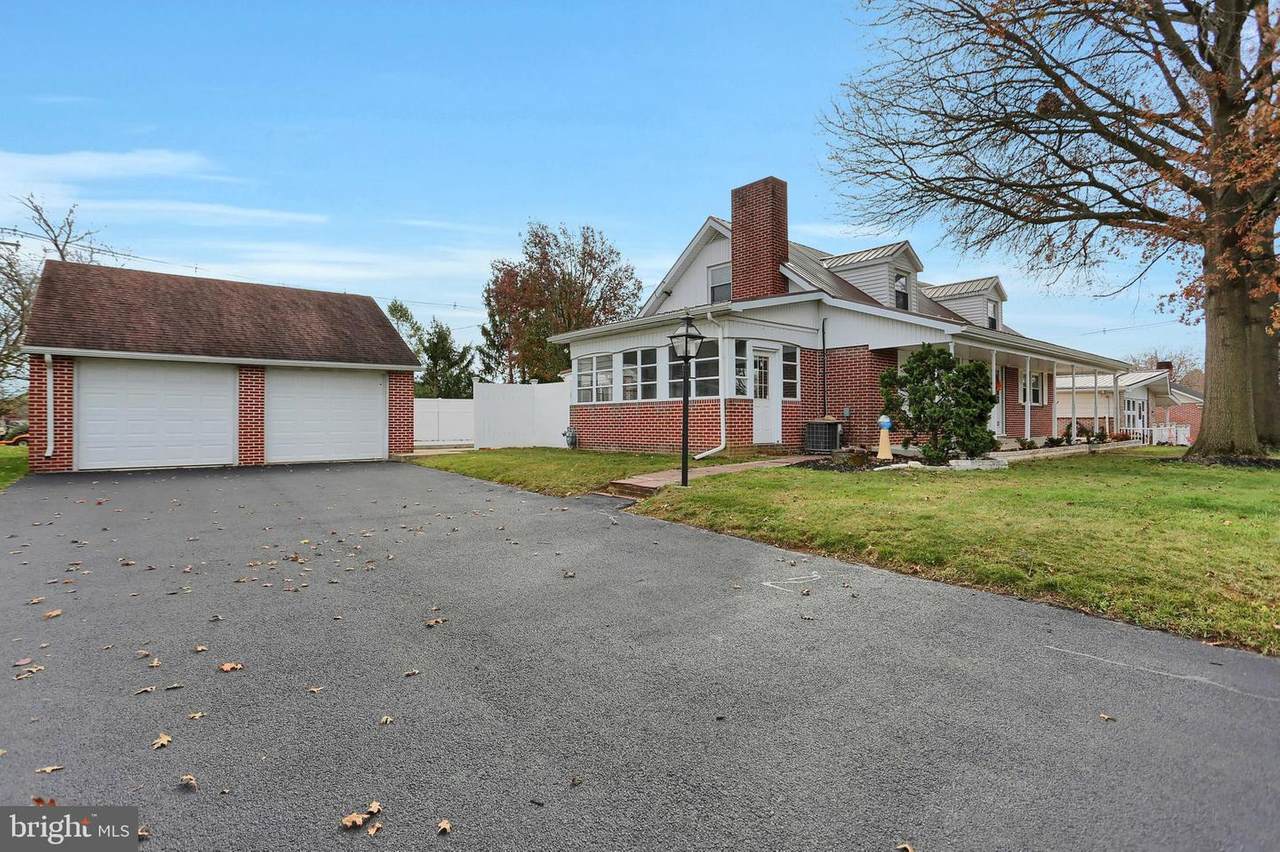 780 Stouffer Avenue - Photo 1