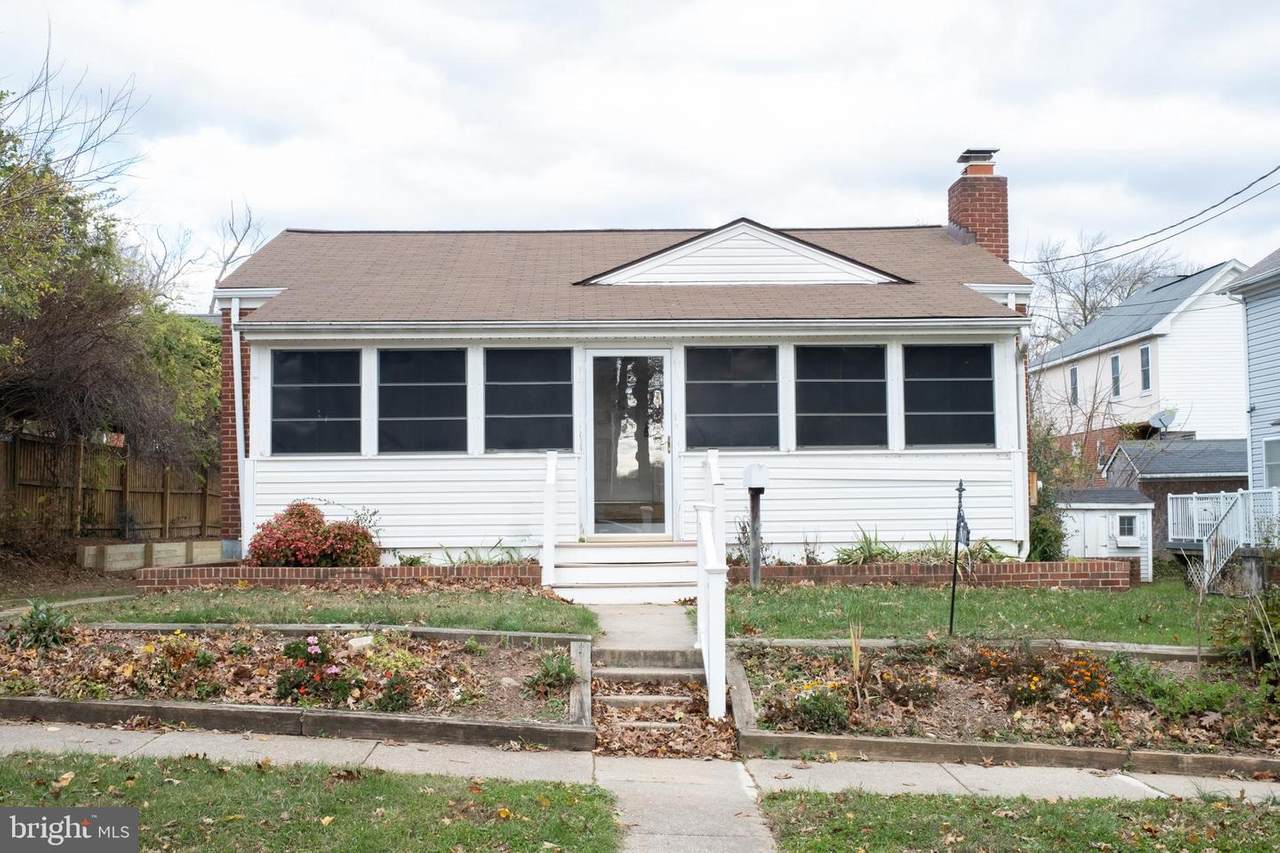 1511 Gridley Lane - Photo 1