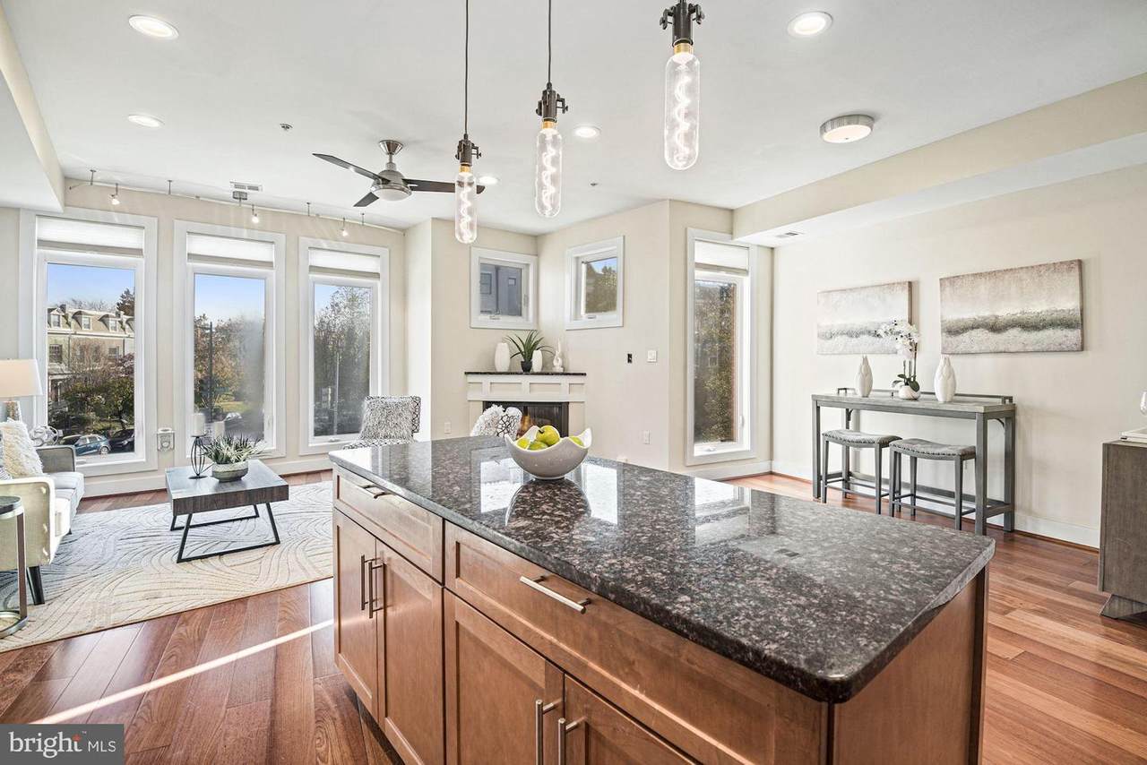 1309 Park Road - Photo 1