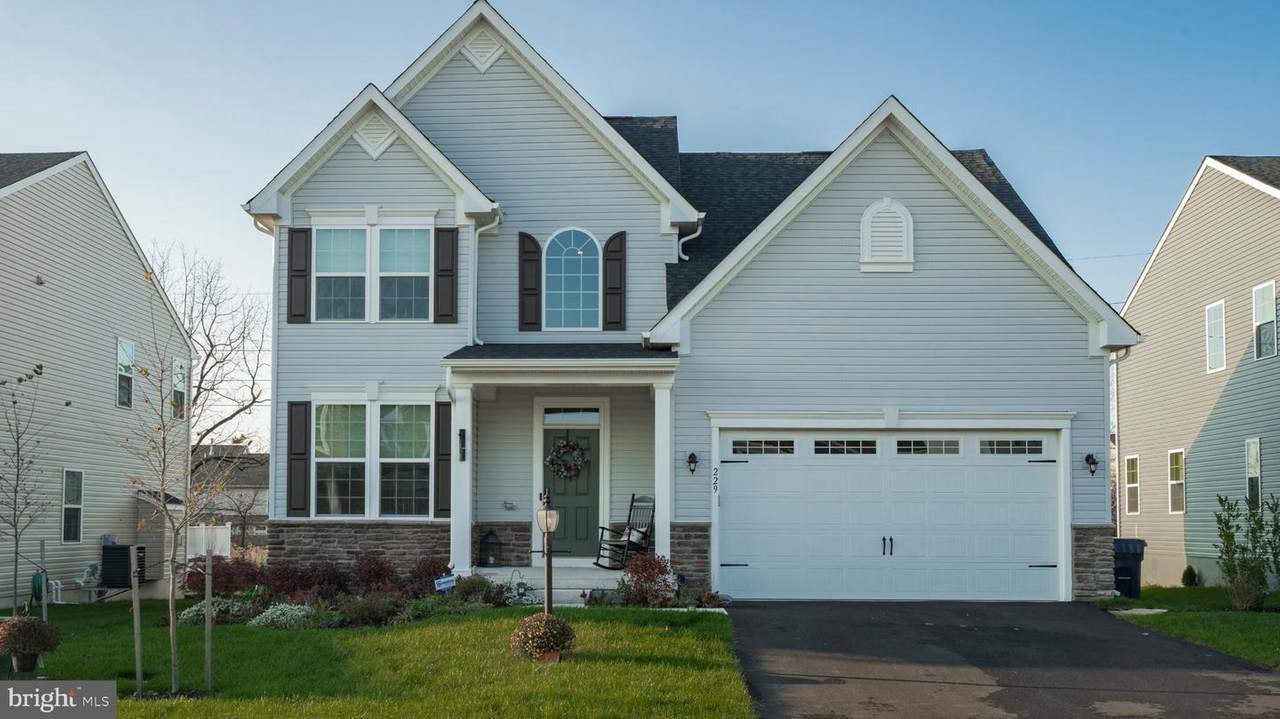 229 Melrose Drive - Photo 1