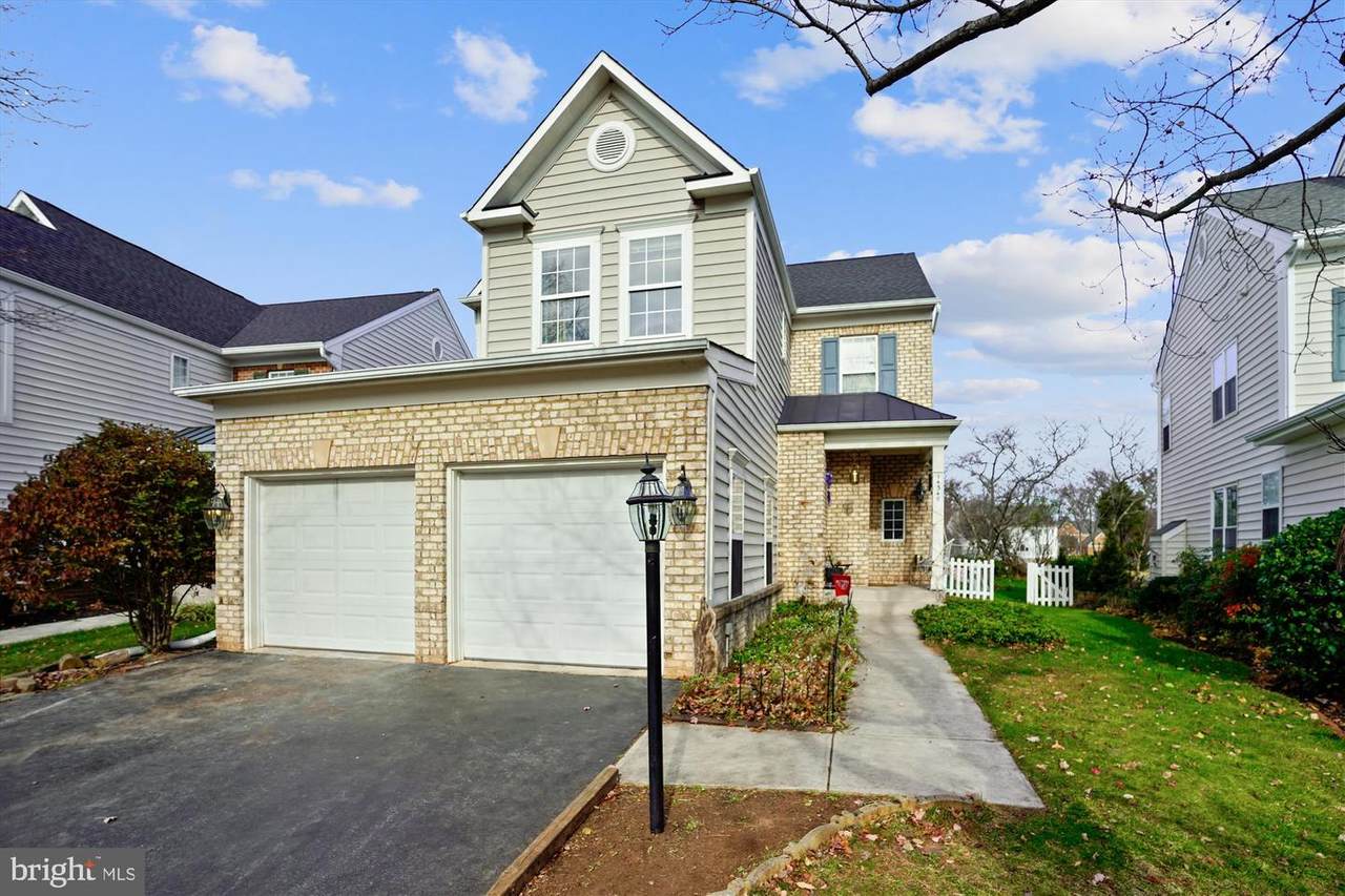 14340 Bakerwood Place - Photo 1