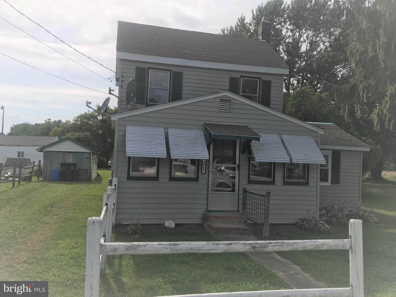 4060 Hennisee Lane - Photo 1