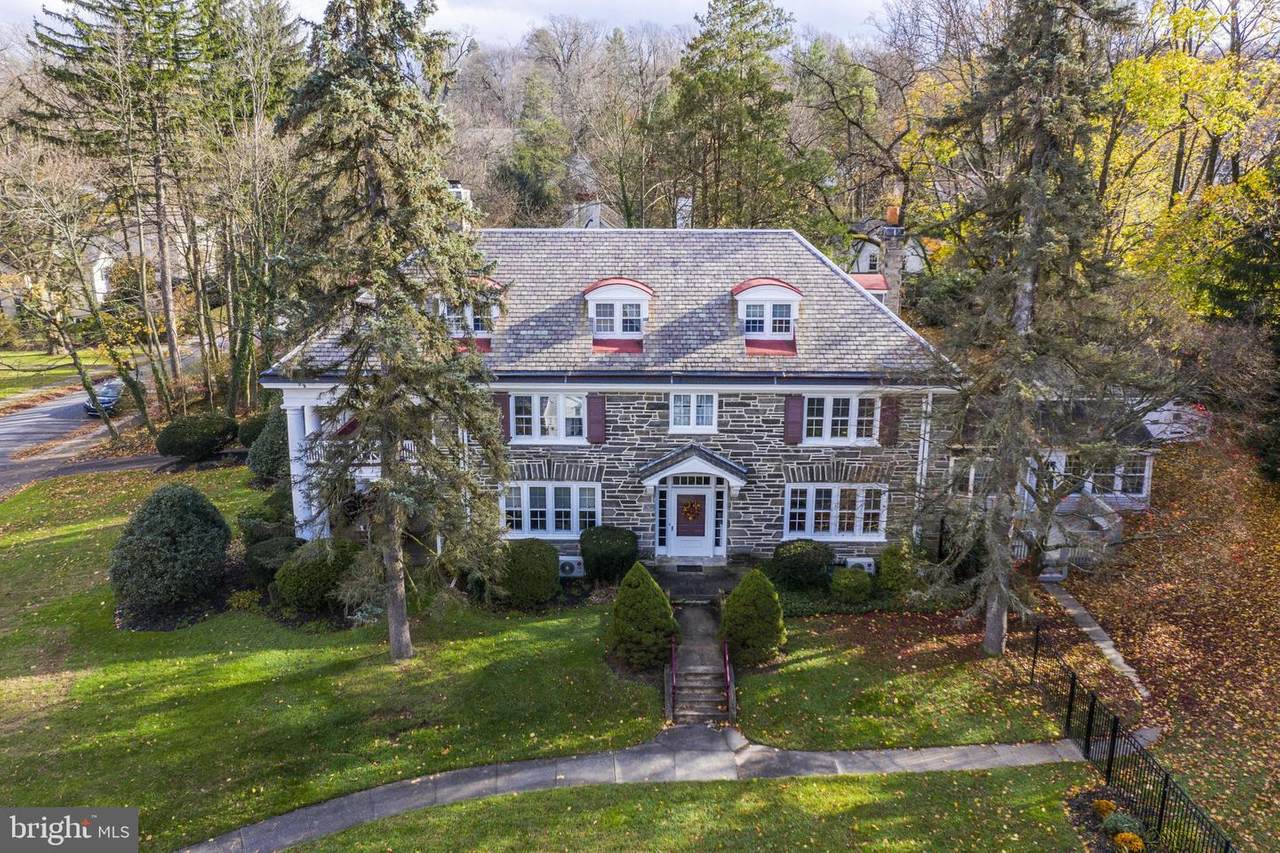 1528 Noble Road - Photo 1