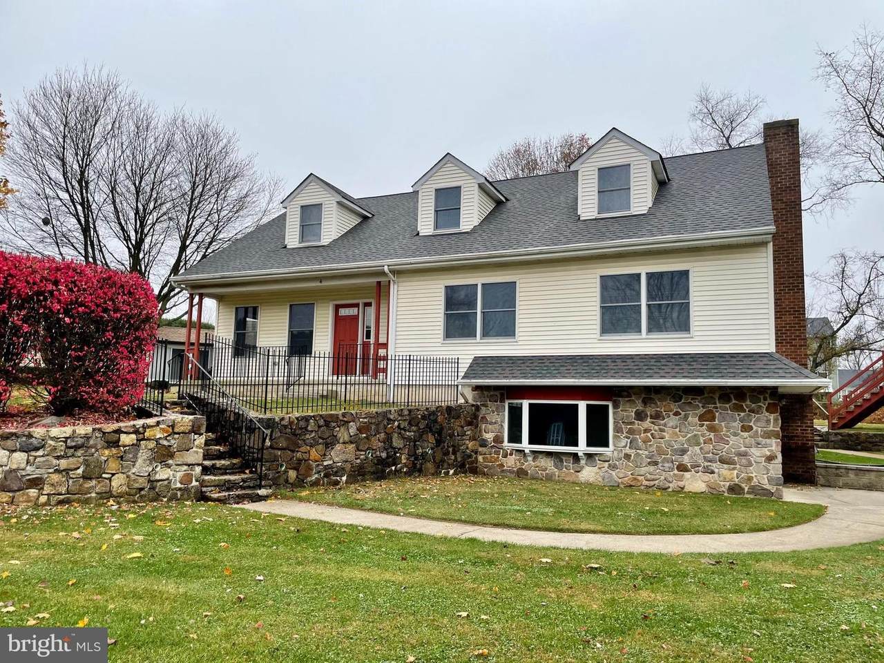 41 Prospect Avenue - Photo 1