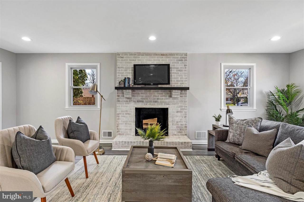1615 Trebor Court - Photo 1